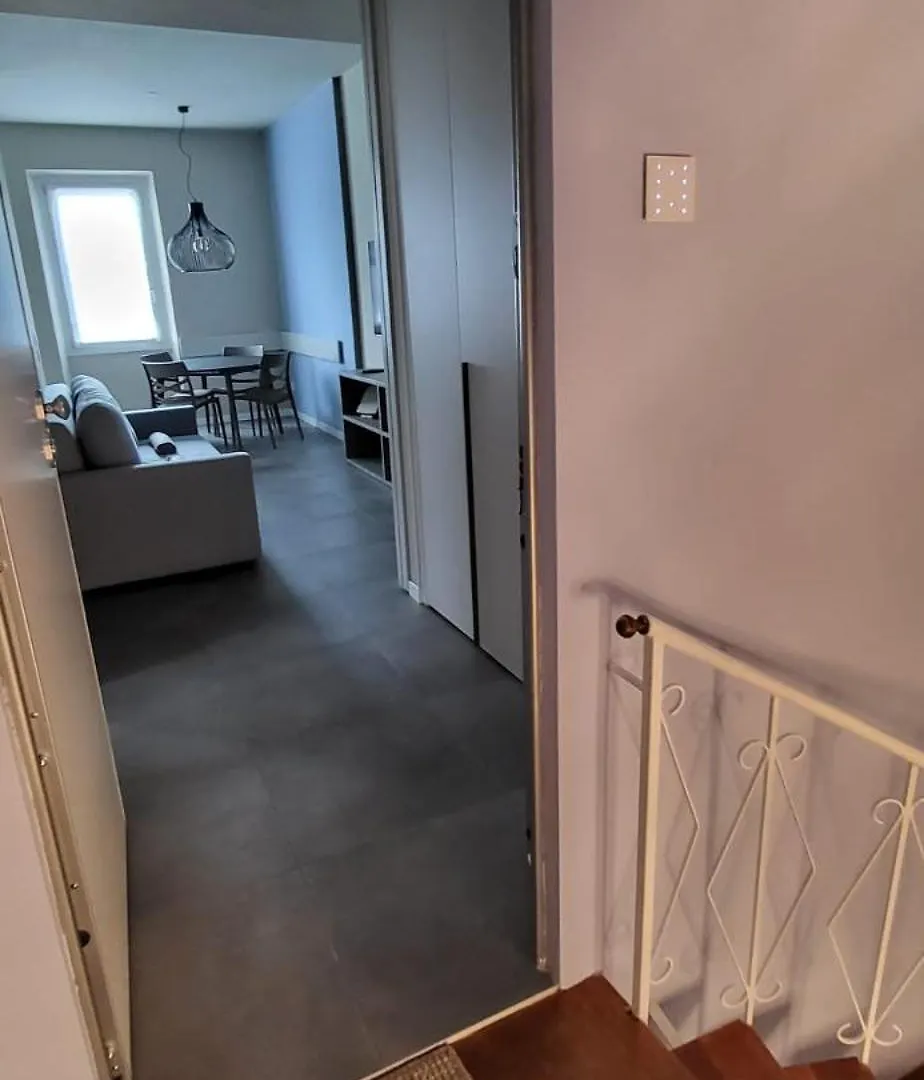 Casa Ilenia Clusane D'Iseo 0*,  Italy